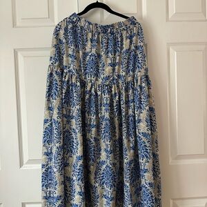 Elegant Blue and Cream Skirt